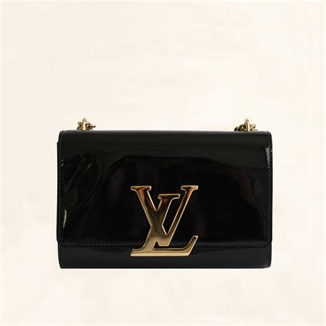 louis vuitton clutch patent leather|louis vuitton wristlet clutch.